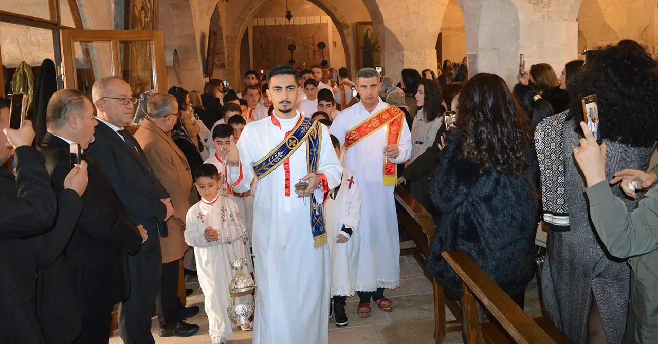 Mardin’deki tarihi Kırklar Kilisesi’nde Noel ayini gerçekleştirildi