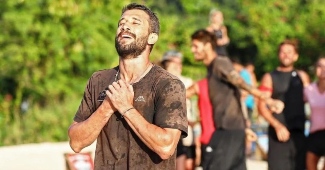 Survivor 2025’te Adem Kılıçcı'nın kadın yarışmacılara tavrı tepki çekti