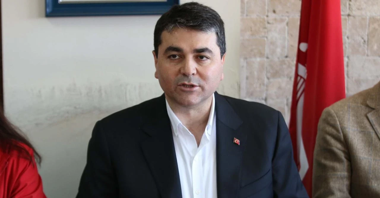 Yeni sürece Gültekin Uysal'ın yorumu: Yeni bir açılım icat etmek, sadece bir dönem daha başkan olabilmek için