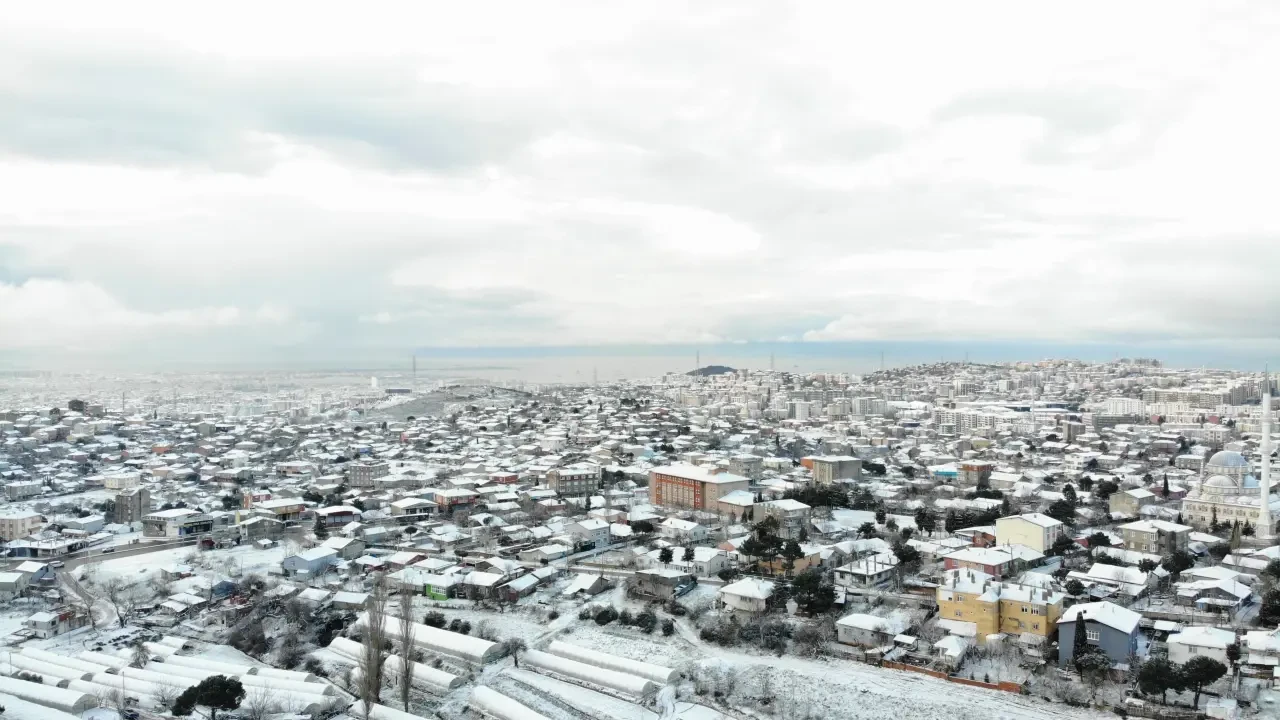 İstanbul kara kışa ne zaman teslim olacak? Okullar tatil olacak mı? 8