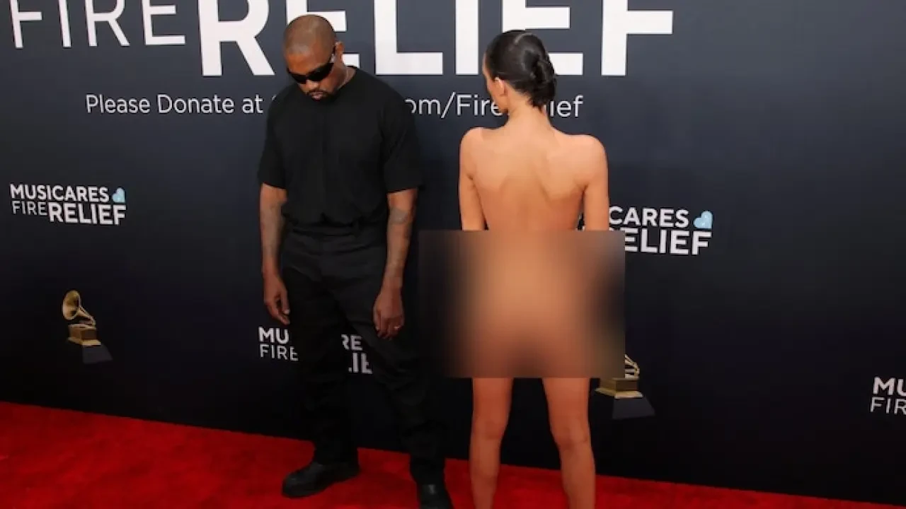 Kanye West ve Bianca Censori, Grammy 2025’te olay çıkardı: Çıplak kırmızı halı şovu 2