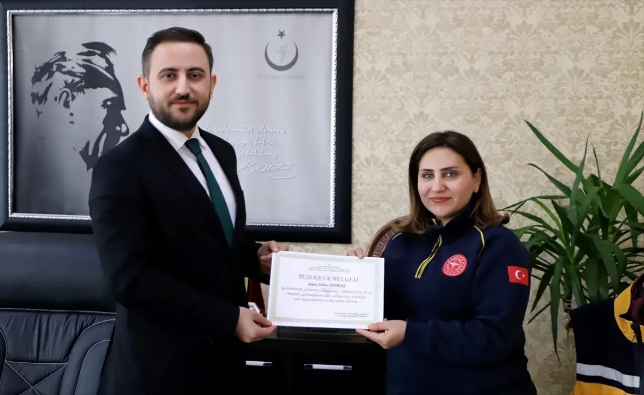 Şanlıurfa’da 30 günlük bebek, sağlık çalışanının yönlendirmesiyle hayata tutundu 2