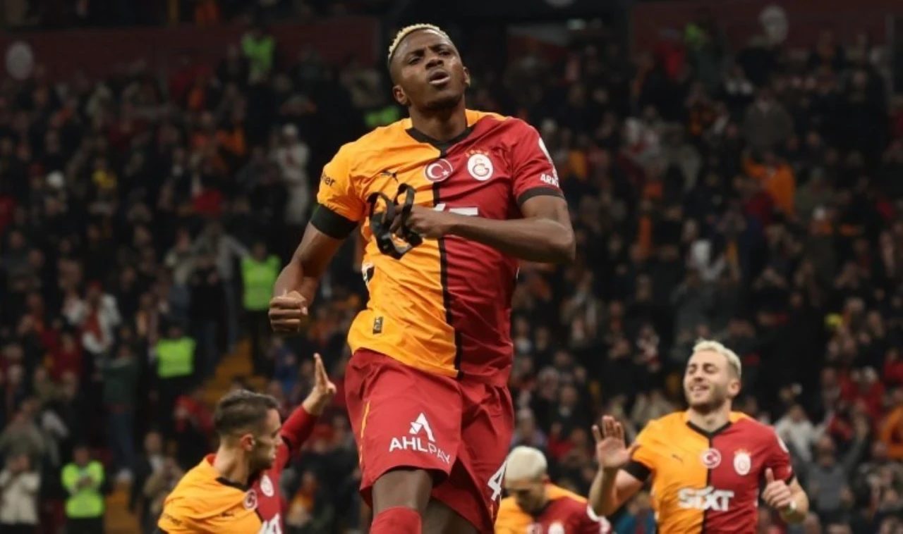 Galatasaray, Victor Osimhen'le devirdi: Sahadan 1-0 galip ayrıldı!