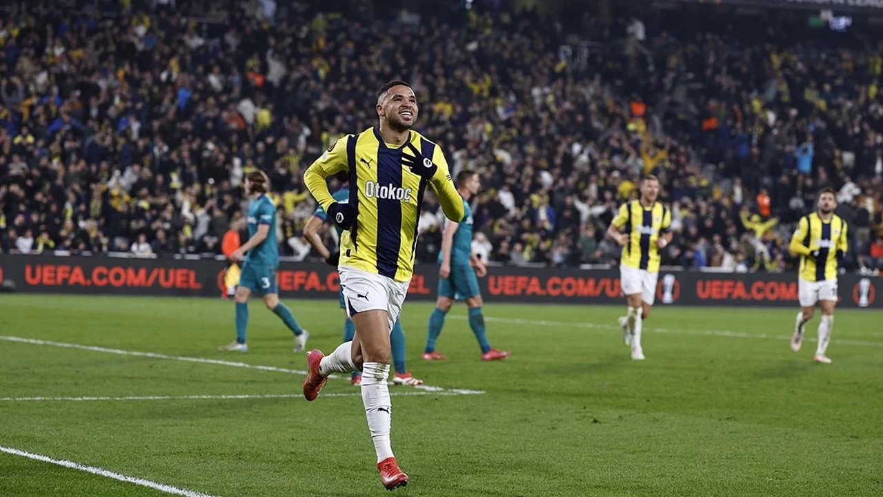 Fenerbahçe, Anderlecht’i 3-0 mağlup ederek avantajı kaptı