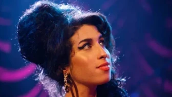 Amy Winehouse'un eşyaları bir kez daha satışa çıktı