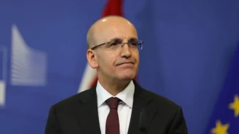 Mehmet Şimşek imzaladı: Yeni zam ve ücretler belli oldu