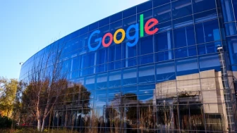 Google, deepfake pornografisiyle mücadele için arama motorunu yükseltiyor