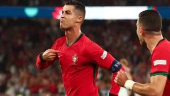 Cristiano Ronaldo toplam 1 milyar takipçiye ulaştı