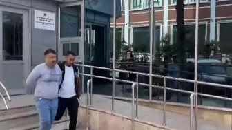 Esenyurt'ta çıplak dolaşmıştı: 2 ayrı suçtan 3 adet kaydı olduğu öğrenilen şahıs serbest bırakıldı