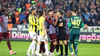 Fenerbahçe, Trabzonspor’u 90+12’de gelen golle 3-2 yendi