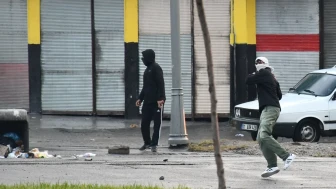 Kayyum atamaları birçok kentte protesto edildi