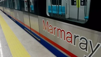 Marmaray Yenikapı istasyonunda intihar vakası