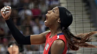 Ünlü voleybolcu Destinee Hooker, 2 yaşındaki kızının cinsel istismara uğradığını açıkladı