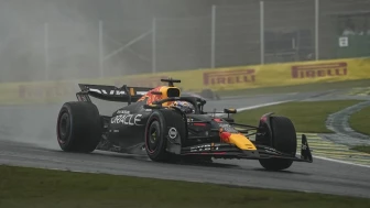 Verstappen Brezilya GP'de zafere ulaştı!