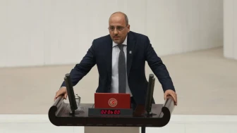 Ahmet Şık: Hepimiz korkularımızdan daha büyük ve kalabalığız!