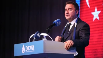 Ali Babacan: "Suriye halkının sevinci kursağında kalmamalı, yeni felaketlere izin verilmemeli"