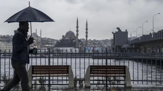 Meteoroloji uyardı: İstanbul’da kuvvetli yağmur, Marmara ve Ege’de fırtına