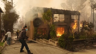 California’da orman yangınları: Los Angeles’ta yıkım büyüyor