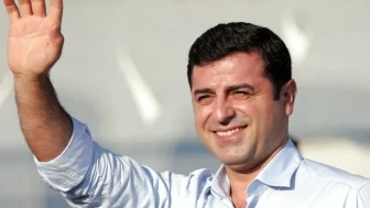 DEM Parti heyeti ile Selahattin Demirtaş'ın görüşmesi başladı