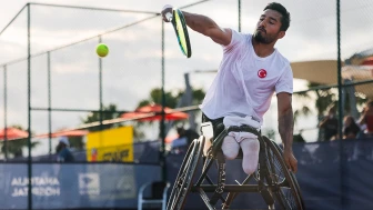 Para tenisçi Ahmet Kaplan, Avustralya Açık'ta yarı finalde