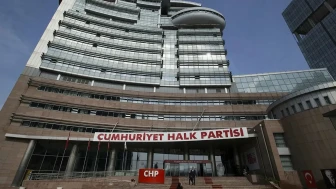 CHP'nin Haliç Kongre Merkezi'ndeki ön seçim toplantısını yasakladı