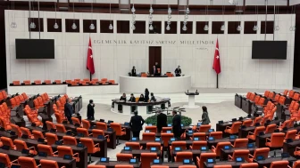 TBMM'de bu hafta: Emekli bayram ikramiyesi ve DEM Parti'nin siyasi turu gündemde!