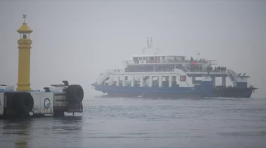 Çanakkale Boğazı yoğun sis nedeniyle transit gemi geçişlerine kapatıldı