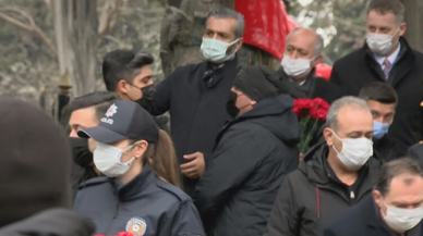 İmamoğlu'na protesto balon çıktı