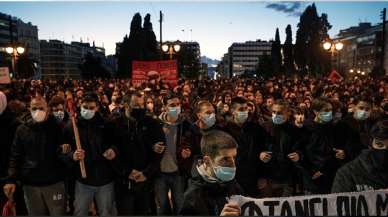 Komşuda protesto: Sokağa indiler