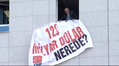 ‘128 milyar dolar nerede?’ sorusu, internette oyuna dönüştürüldü