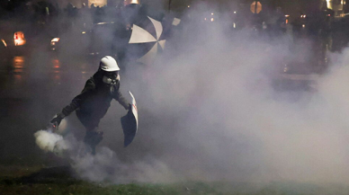 ABD'de siyah gencin ölümüne sebep olan polis ve şefi istifa etti