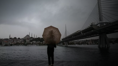 İstanbul güne yağışlı ve soğuk havayla başladı