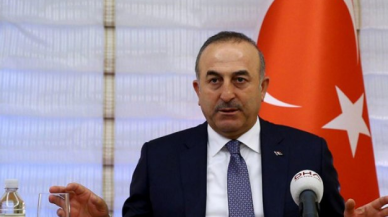 Mevlüt Çavuşoğlu'ndan "amiraller bildirisi" hakkında açıklama