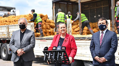 Valilikten "patates karşılama" töreni