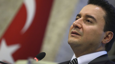 Ali Babacan: "Görünen o ki, salgınla mücadelede kontrol virüste"