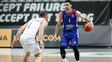 Anadolu Efes finale yükseldi