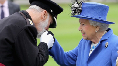 Prens neler yapmış? Buckingham'da skandal