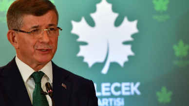 Davutoğlu'ndan Kanal İstanbul tepkisi: Bugün atılan temel açık bir suçtur