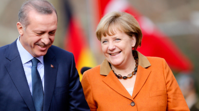 Erdoğan, Merkel ile bir araya geldi