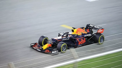 Formula 1 Fransa Grand Prix'sinde zafer Max Verstappen'in