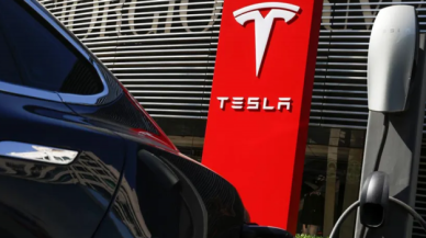 Tesla Çin'de ilk enerji depolama merkezini açtı