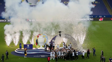 Copa America finalini sahte Kovid-19 testleriyle izlemişler