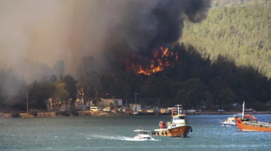 Milas yangını Bodrum’a ulaştı: Bir köy boşaltıldı