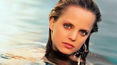 Mena Suvari'den yıllar sonra gelen tecavüz ve uyuşturucu itirafı