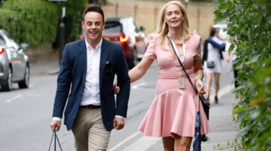 Ant McPartlin, eski asistanı Anne Marie Corbett ile evleniyor!