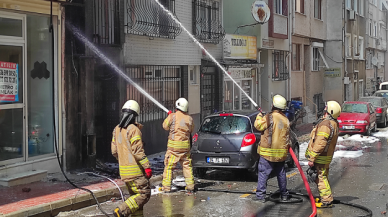 İstanbul Üsküdar'da doğalgaz kutusunda çıkan yangın binanın çatısına sıçradı!