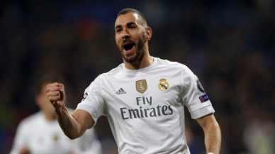 Real Madrid, Benzema ile sözleşme yeniledi