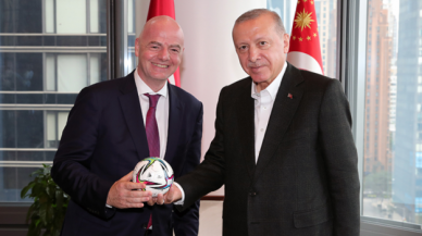 Cumhurbaşkanı Erdoğan, FIFA Başkanı Infantino ile görüştü