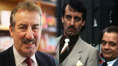 Ünlü aktör John Challis, 79 yaşında kansere yenik düşerek hayatını kaybetti