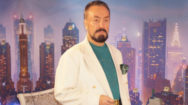 Adnan Oktar'dan imaj çalışması